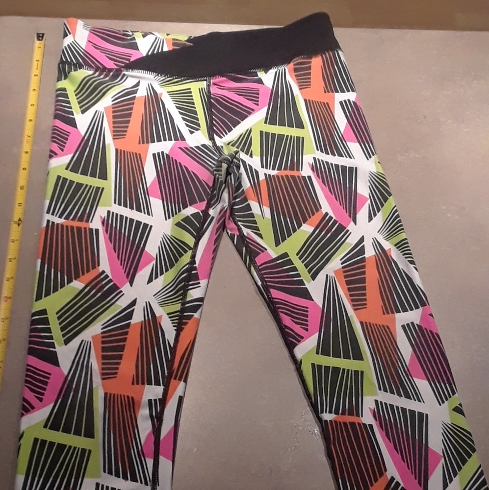 Capri Cropped Leggings - Great Condition!